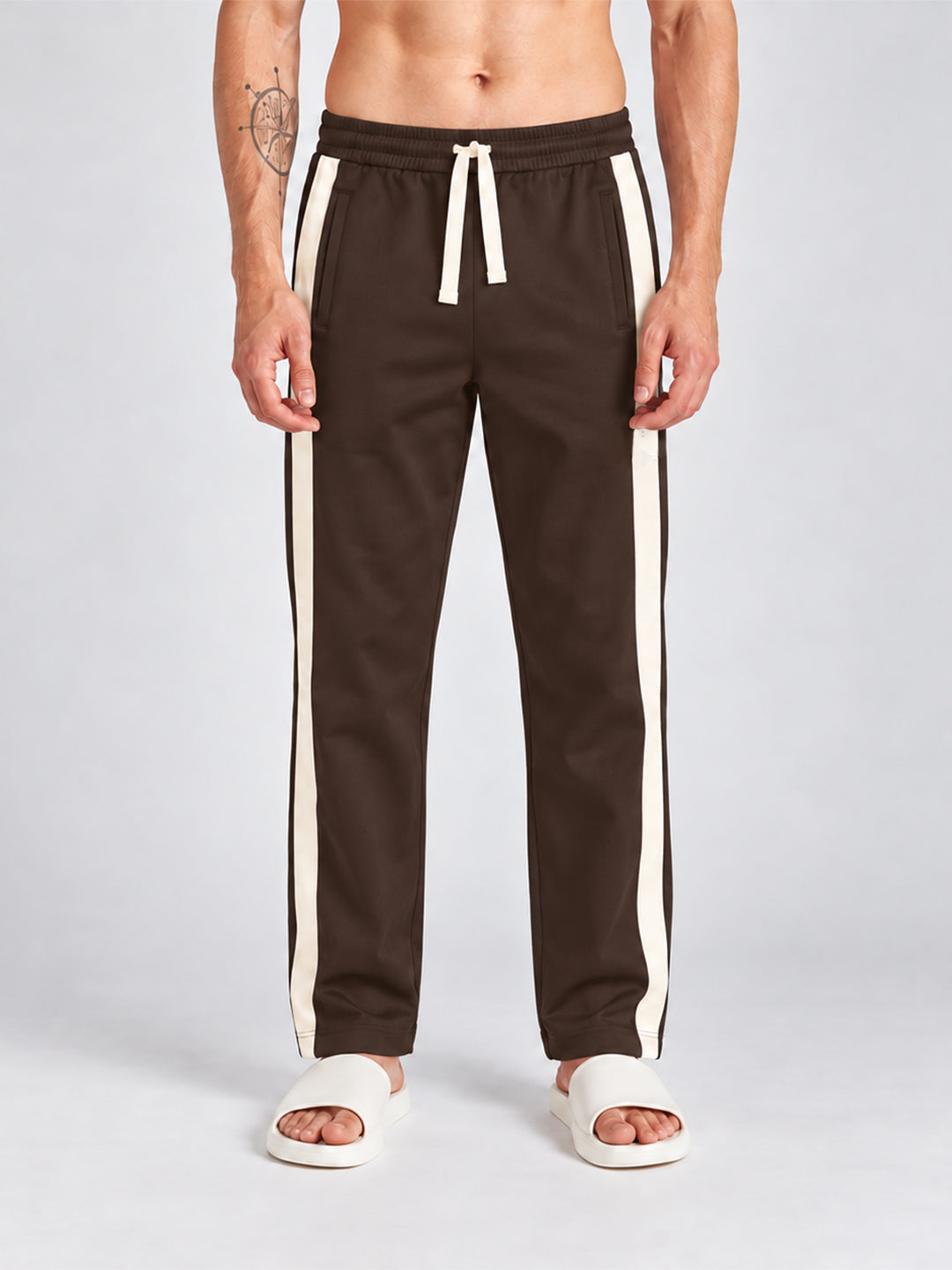 Off duty trackpants