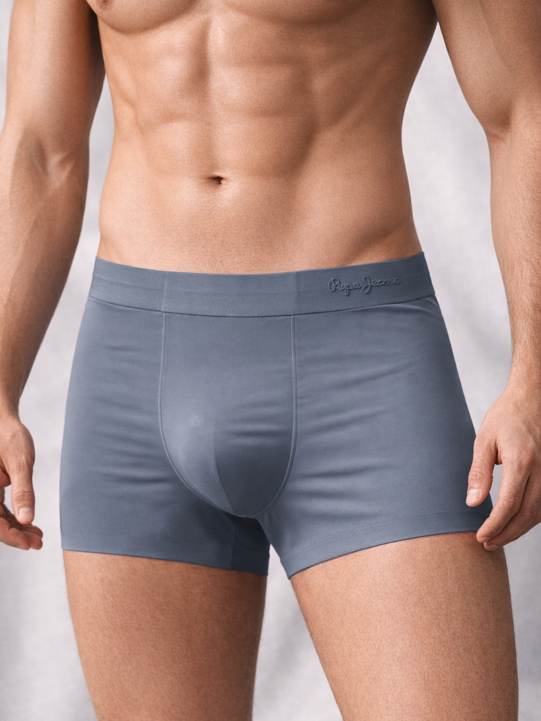 Men Solid Trunk