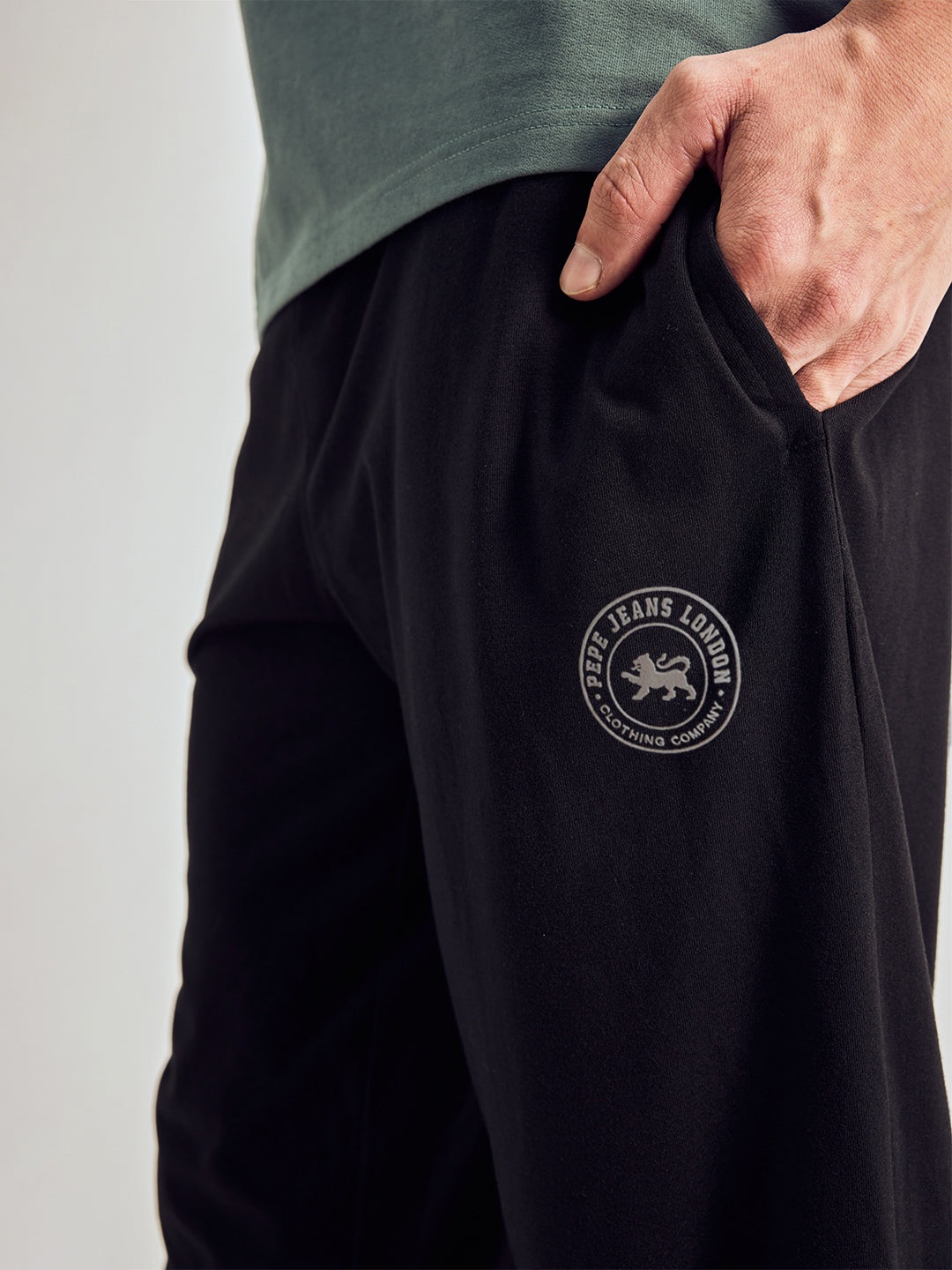 Men Solid Cotton Lounge Pants