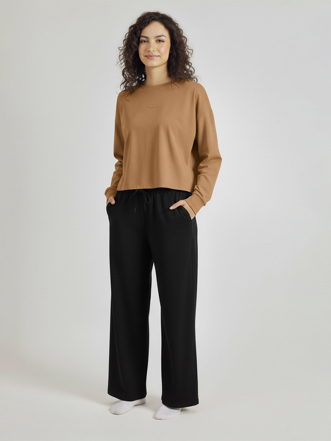 Women Solid Round Neck Pullover Oversized Sweatshirt