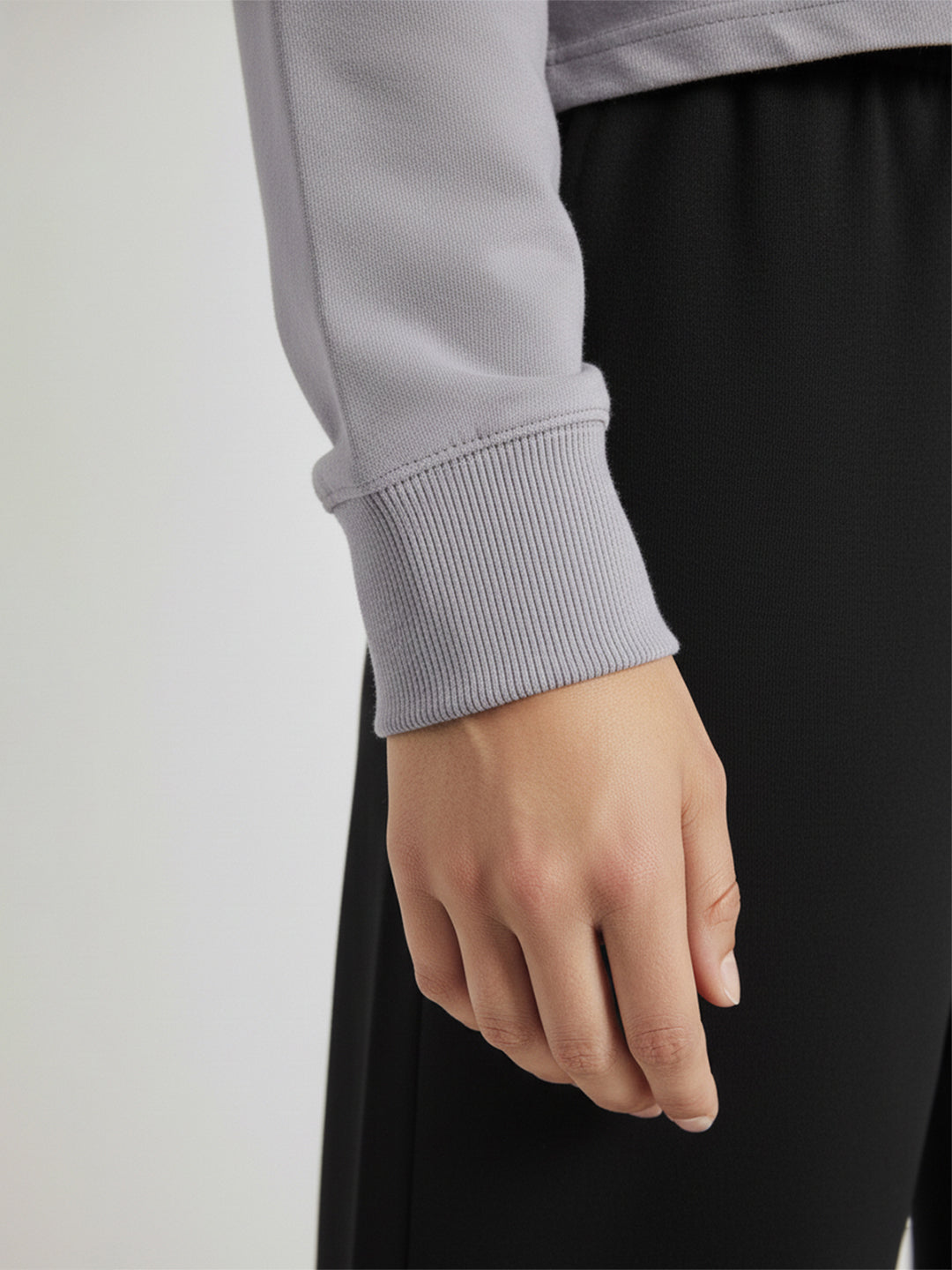 Women Solid Round Neck Pullover Oversized Sweatshirt