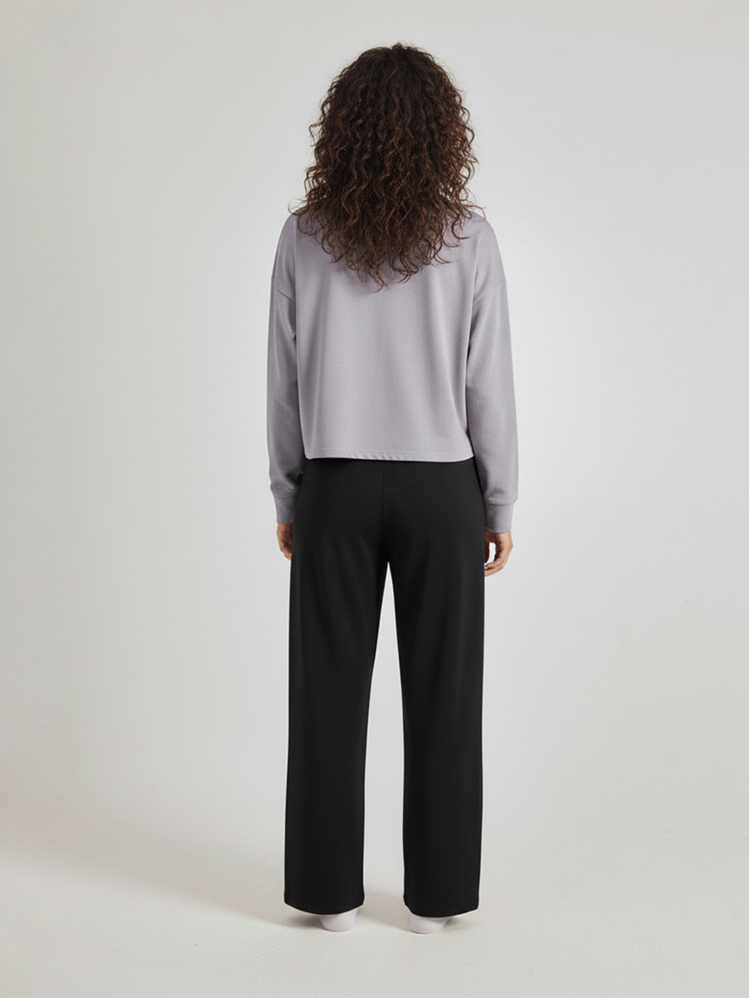 Women Solid Round Neck Pullover Oversized Sweatshirt