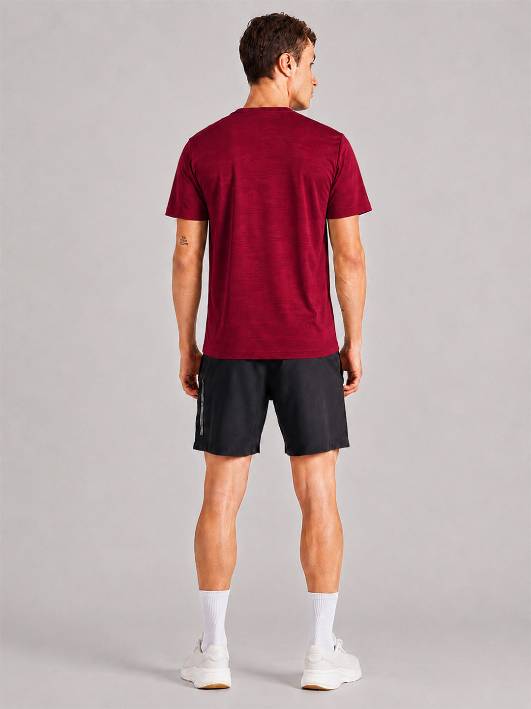 Round Neck Short Sleeves T-Shirt