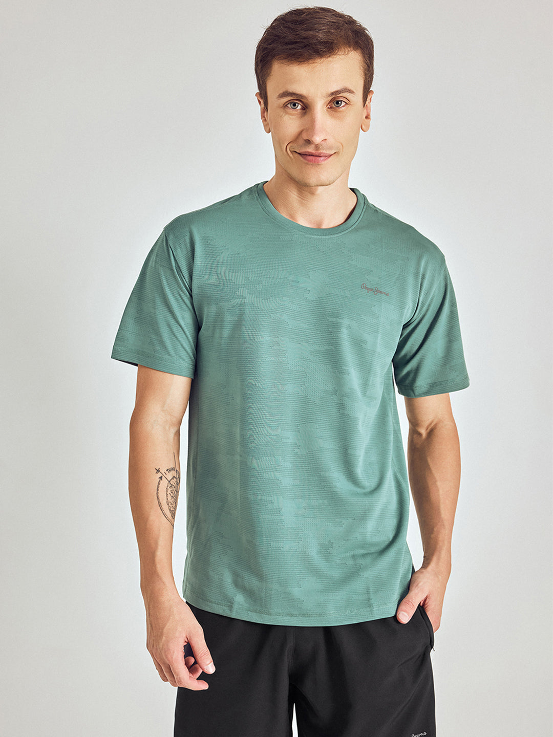 Round Neck Short Sleeves T-Shirt