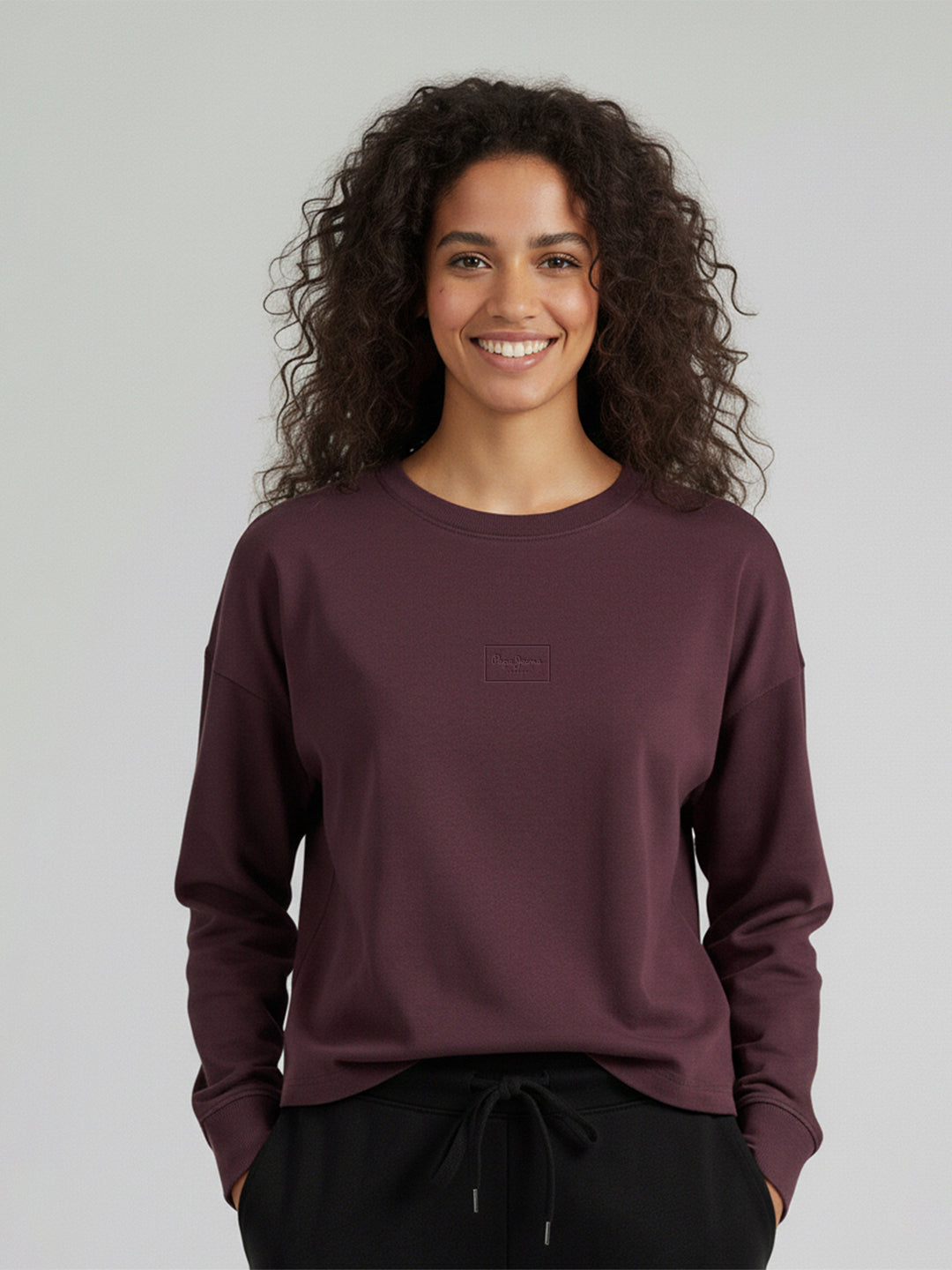 Women Solid Round Neck Pullover Oversized Sweatshirt