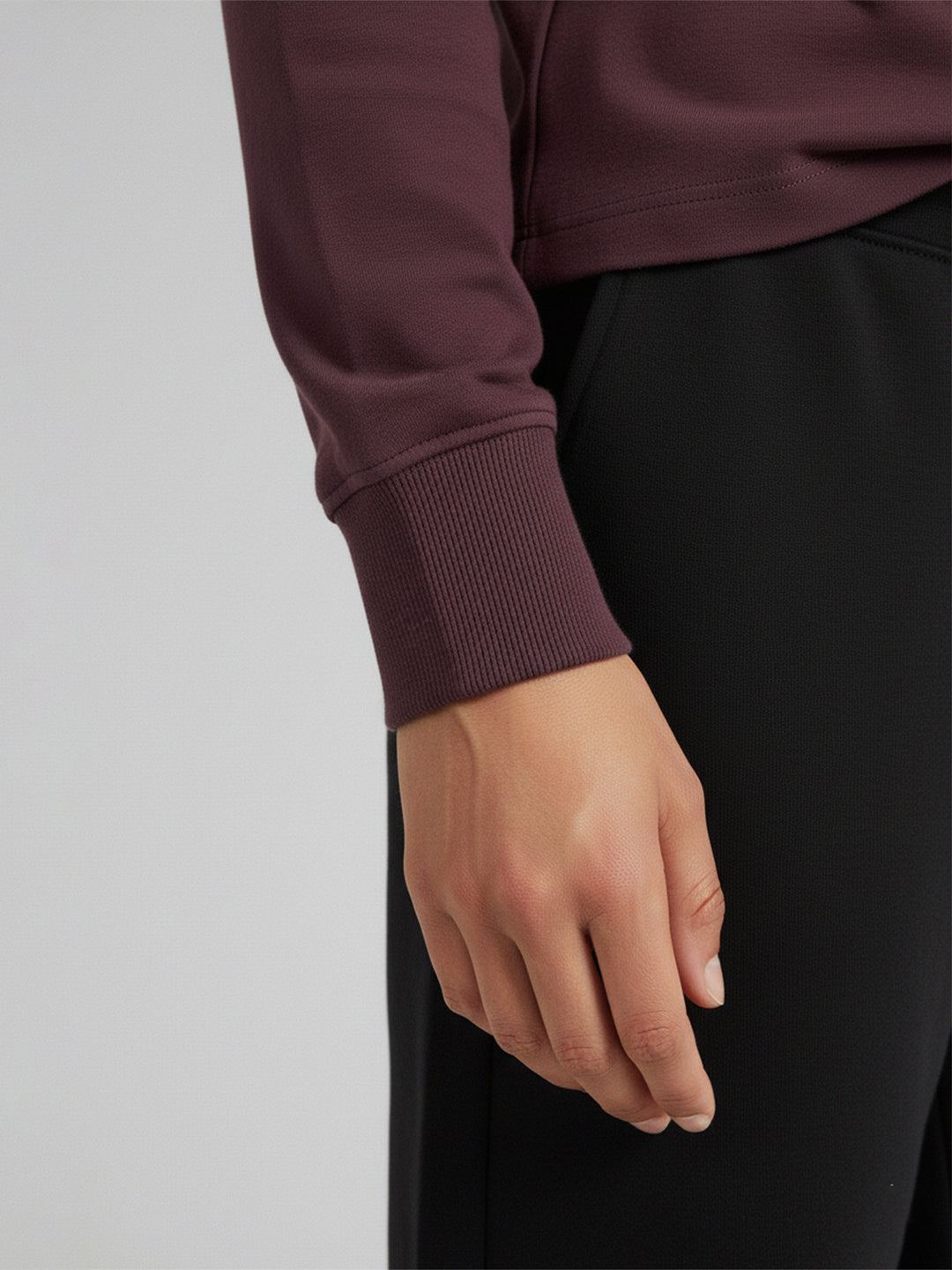 Women Solid Round Neck Pullover Oversized Sweatshirt