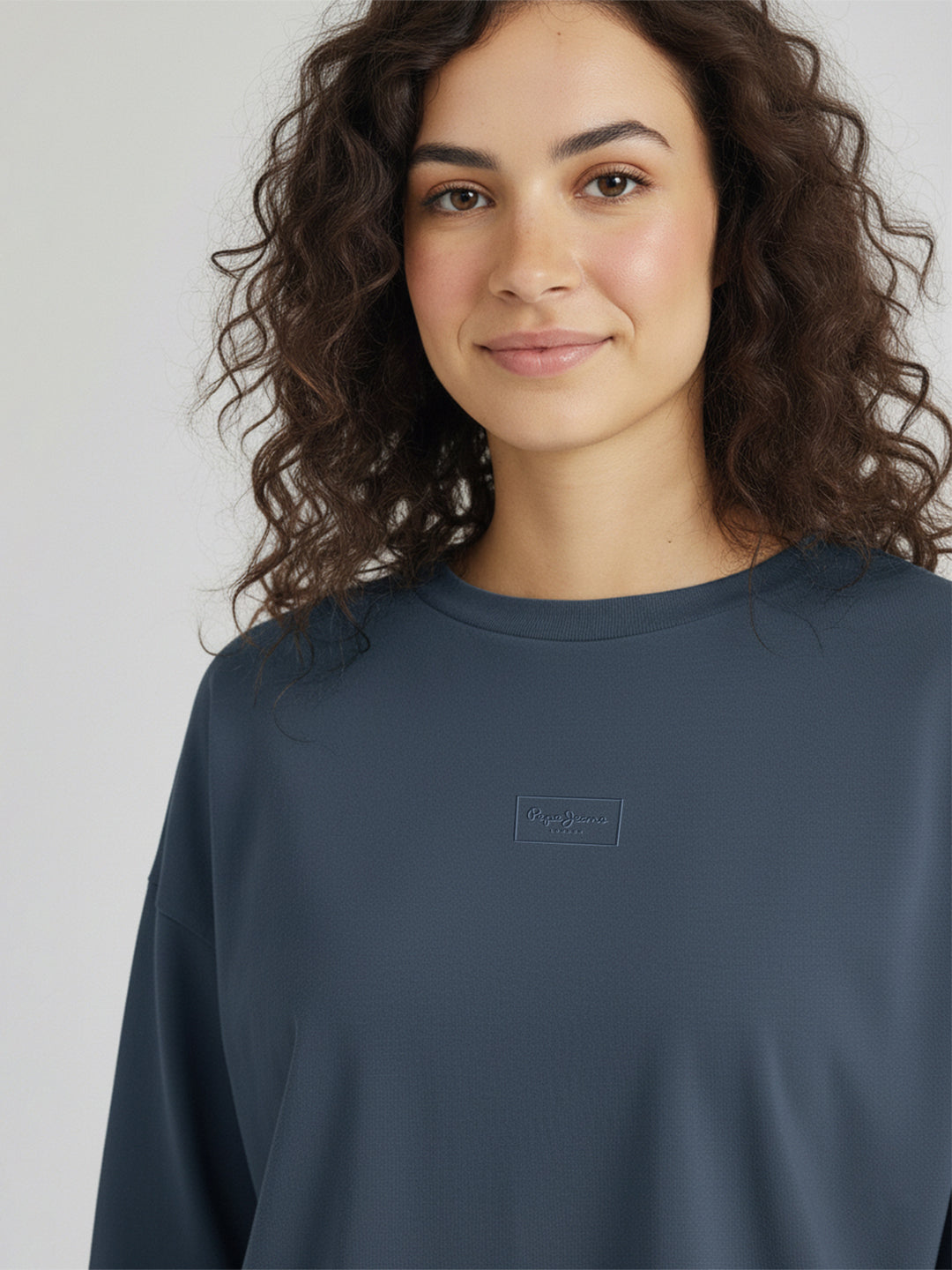 Women Solid Round Neck Pullover Oversized Sweatshirt