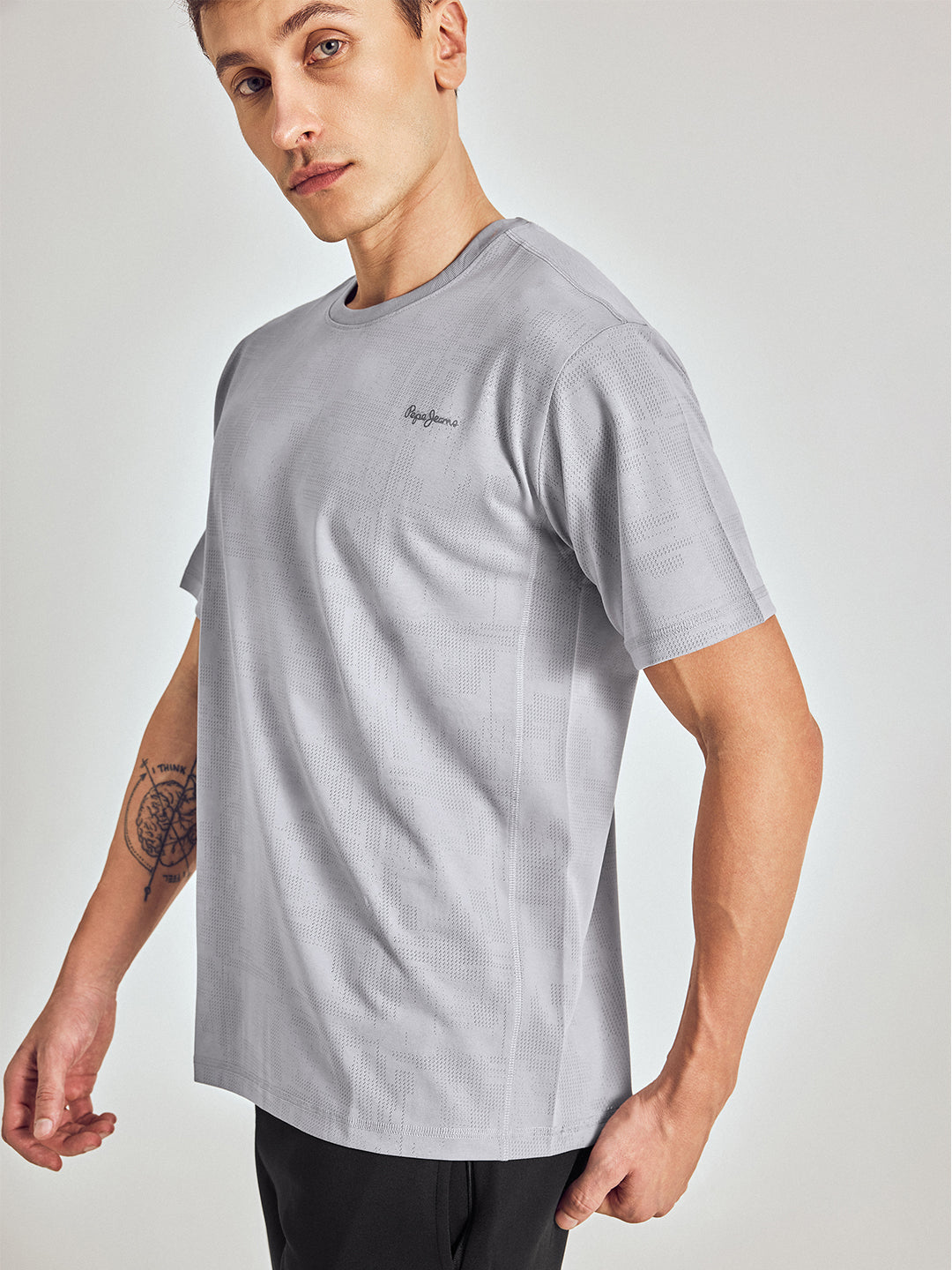 Round Neck Short Sleeves T-Shirt
