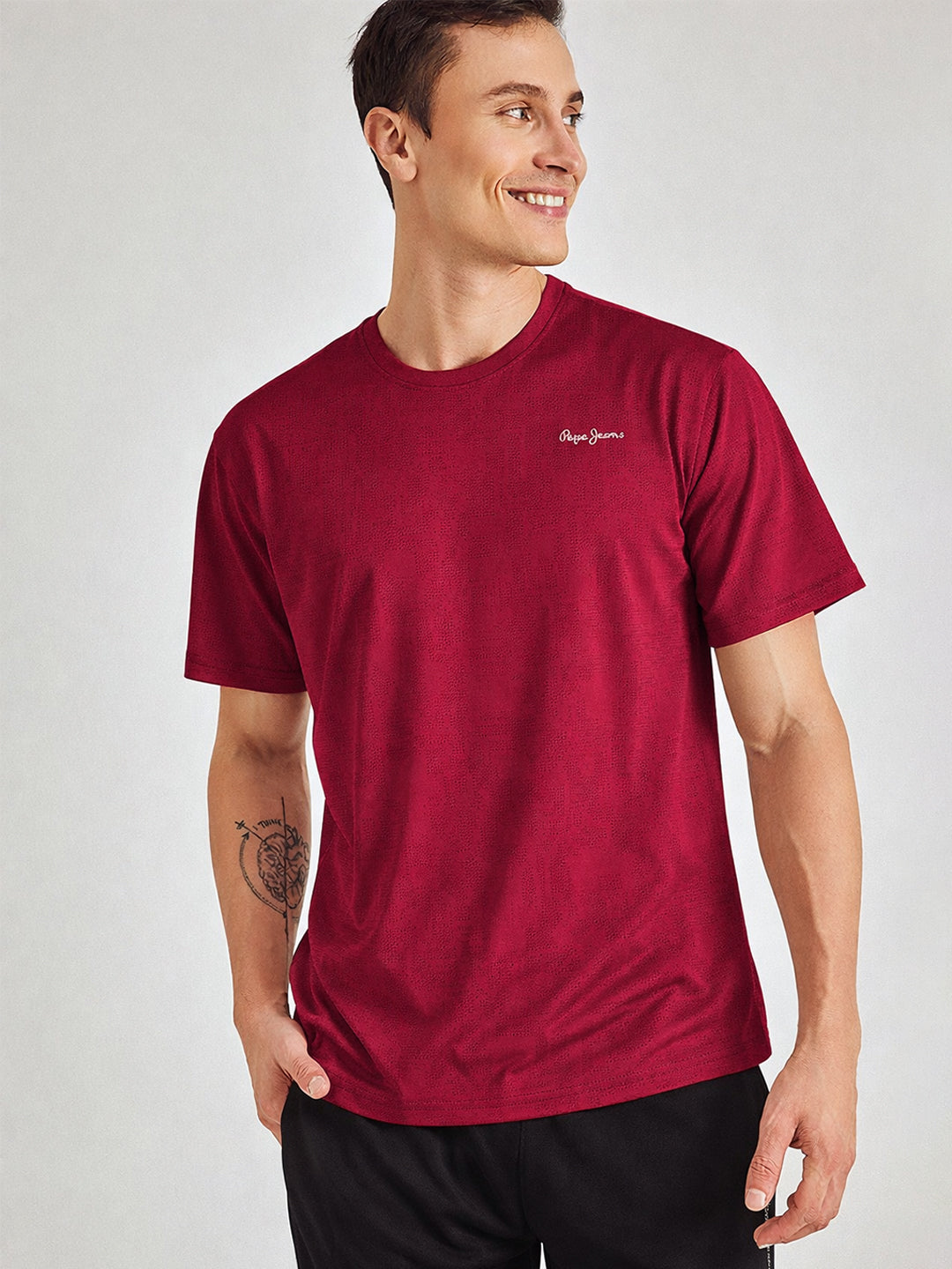 Round Neck Short Sleeves T-Shirt