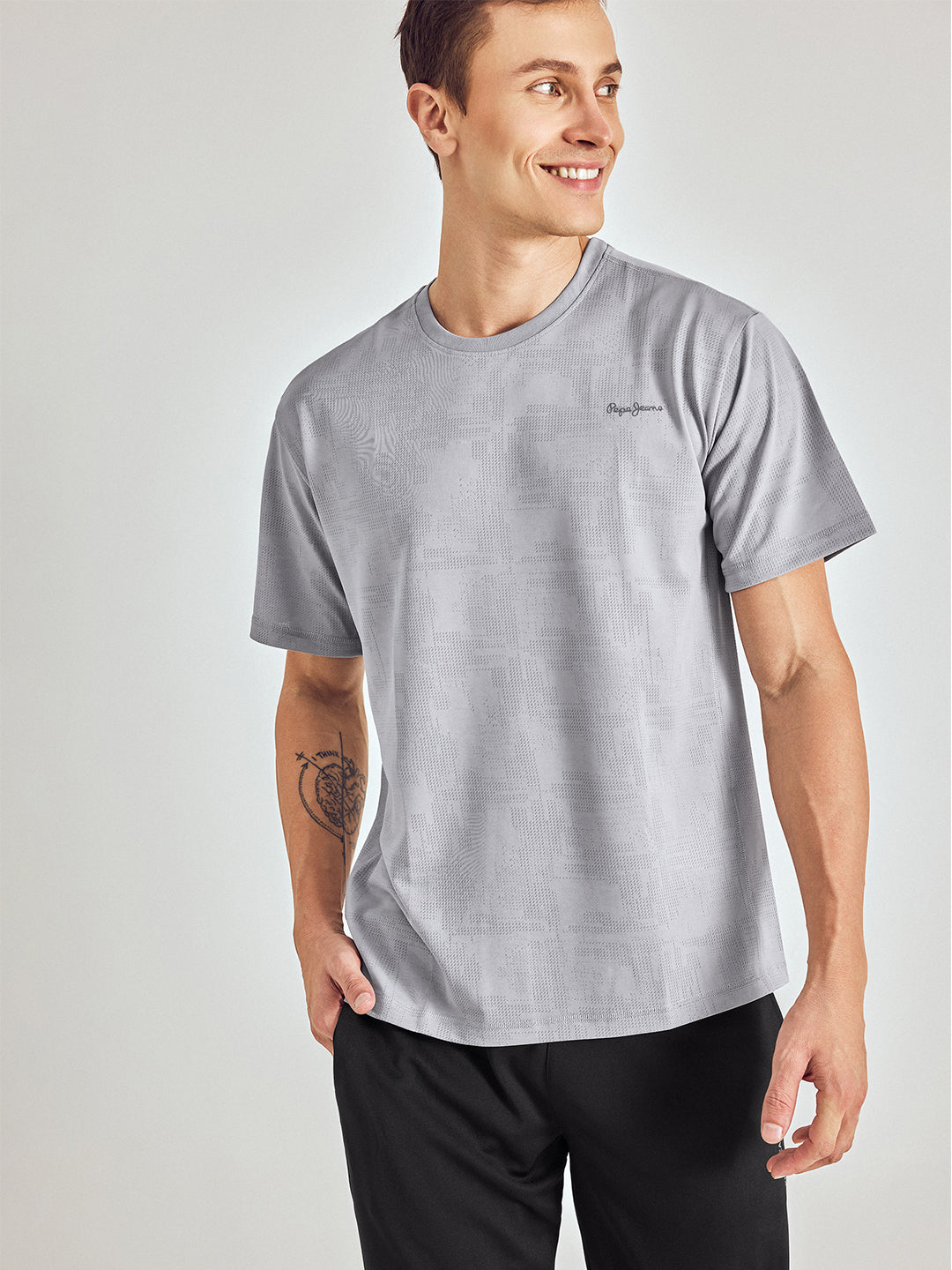 Round Neck Short Sleeves T-Shirt