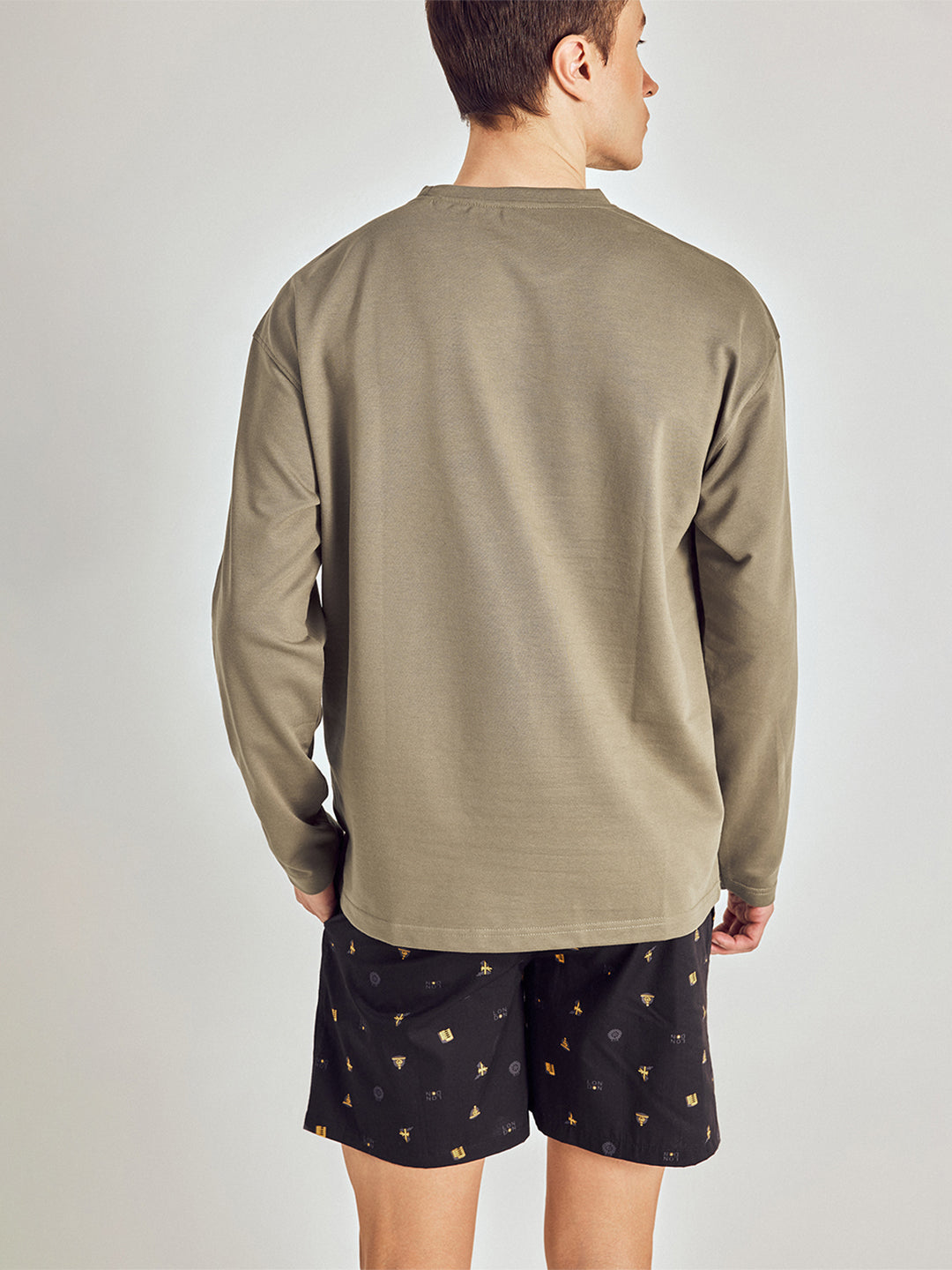 RELAXED FIT FULL T-SHIRT
