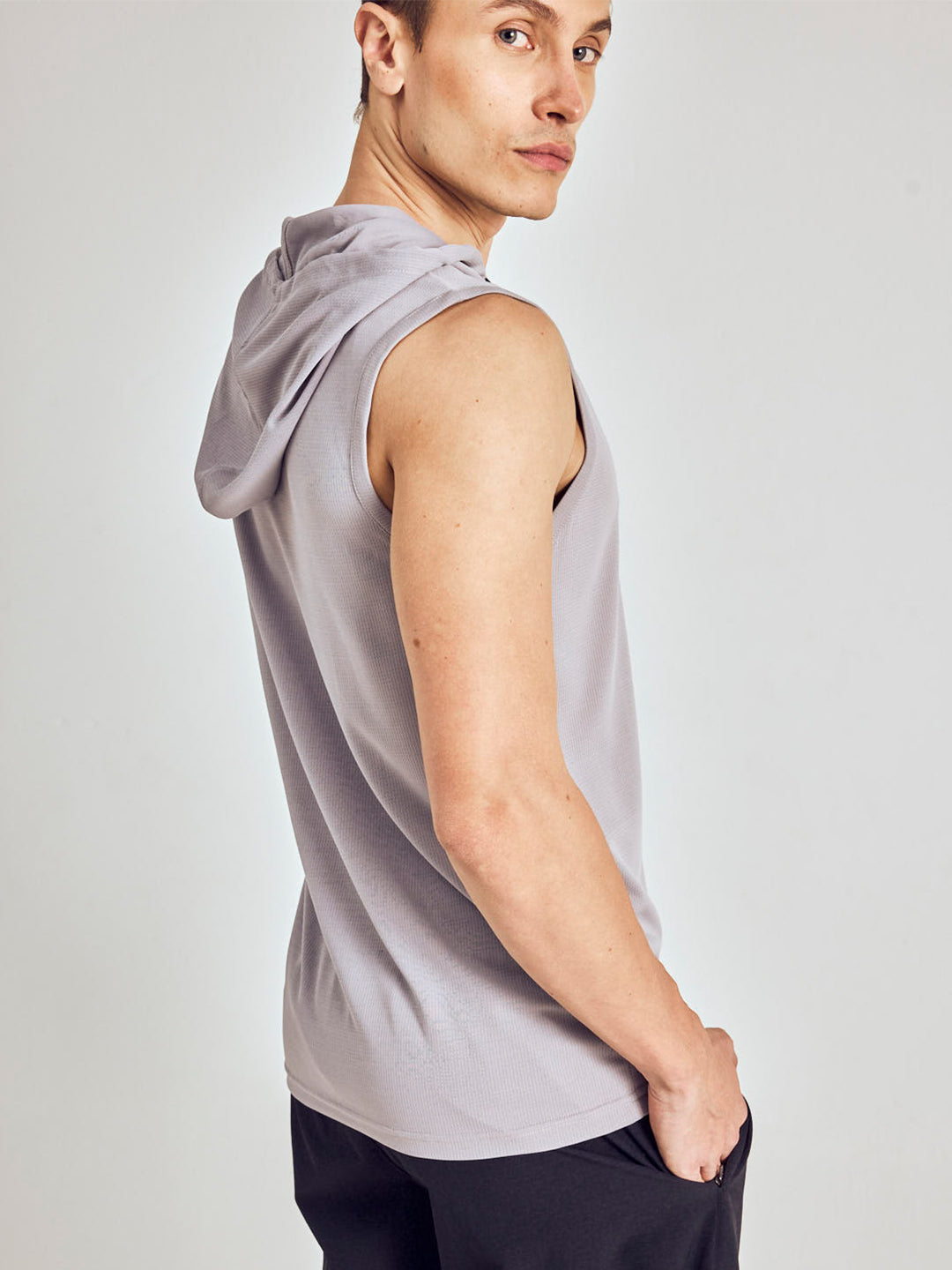 MEN ACTIVE HOODIE VEST