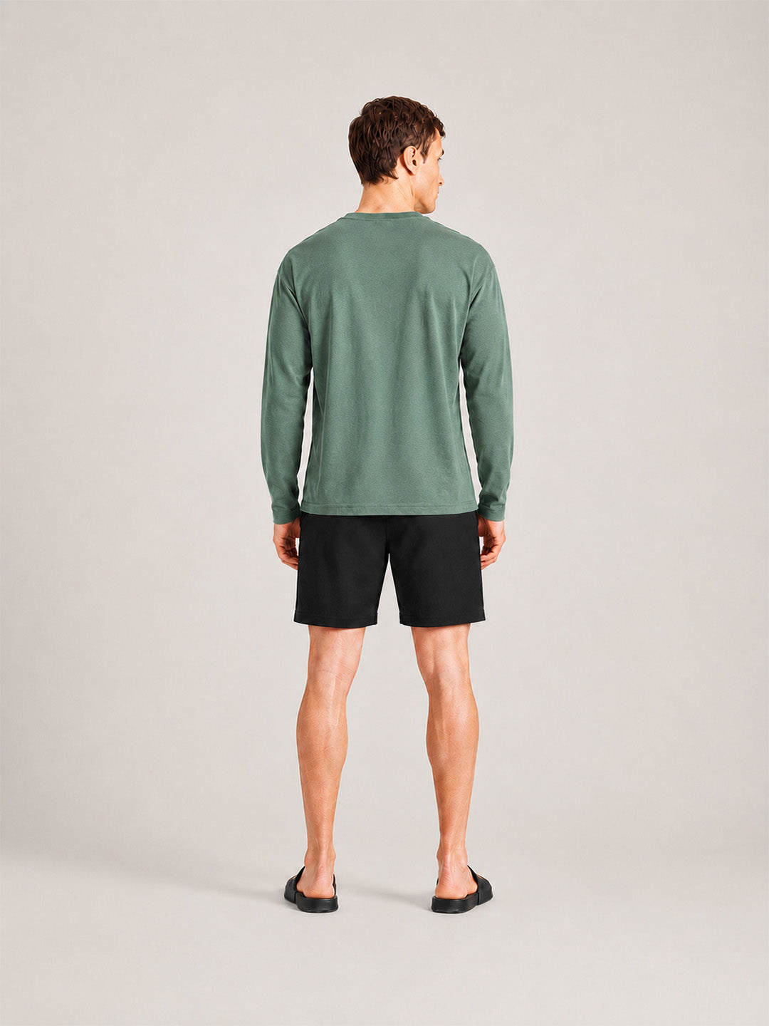 RELAXED FIT FULL T-SHIRT